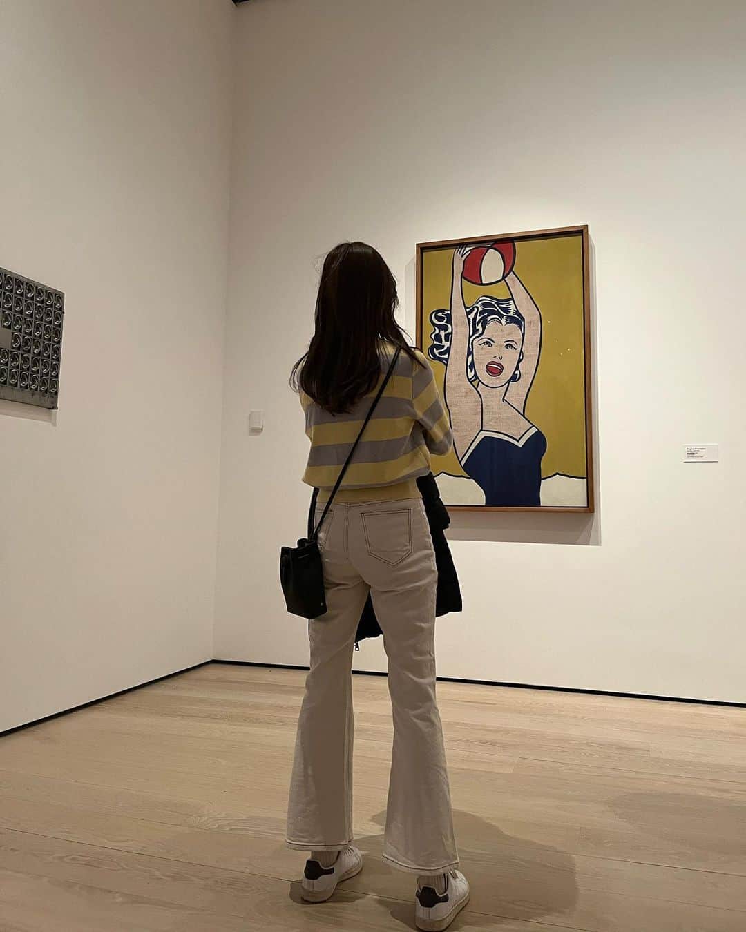 谷内咲季さんのインスタグラム写真 - (谷内咲季Instagram)「. . . MOMA美術館🎨 . . . #moma #moma美術館 #美術館 #ootd . . .」4月12日 21時56分 - saki.tnuc