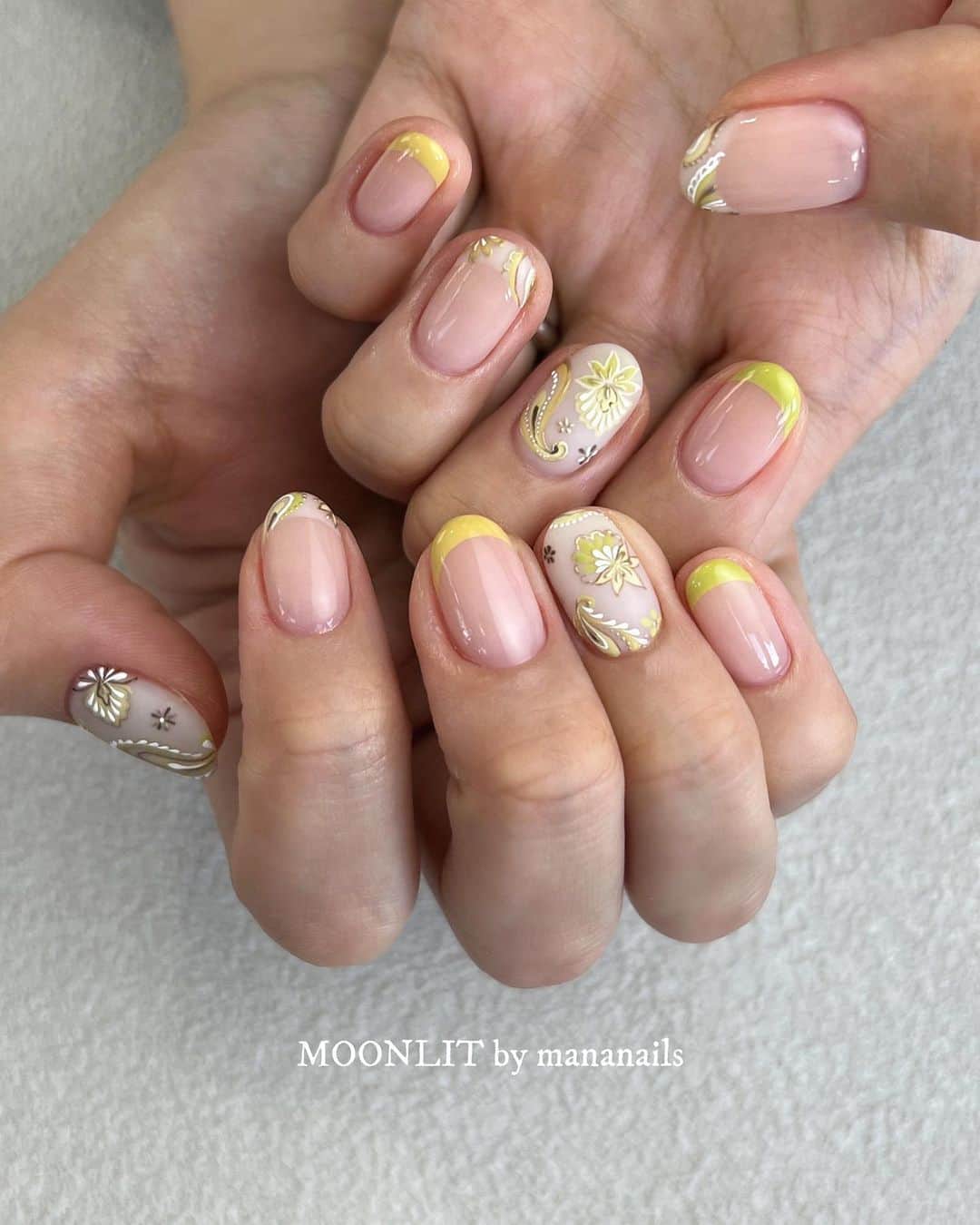 mananailsのインスタグラム：「🫒🥑🍋  きいろ、きみどり、ペイズリー のオーダー🤘🏼  ☾120minオフ込み」
