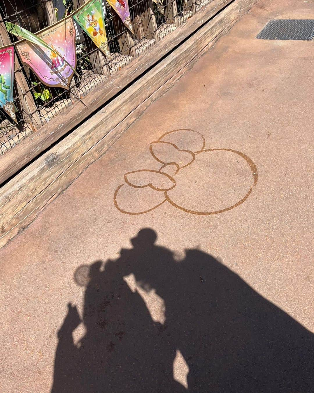 田中めぐみさんのインスタグラム写真 - (田中めぐみInstagram)「【#Disney】  ❤️親友ちゃんと🏰🌏デート❤️  大人ディズニー●🎀●  🚁ソアリン🌌と、 トイ・ストーリー・マニア！🤖 に無事、乗ることができました〜🎡  ちなみに・・・🤩 あま💞1時間のベスト記録🎯更新👏  止まらない弾丸トークに🗣️ 幸せ空間🧸🐢🦊最高だったな〜🥰  次は🤭ランド🏰やね〜🤩❣️  #ディズニー #ディズニーシー #ミッキー #ミニー #ダッフィー  #メルヘン #かわいい #可愛い #夢の国  ‪#駄菓子アナウンサー‬ ‪#駄菓子屋 #駄菓子女子 ‬ ‪#駄菓子 #日本駄菓子協会 #公認‬  ‪#女子アナ #フリーアナウンサー ‪#田中めぐみ #ホリプロ #アナウンサー‬  🎙お仕事のご依頼は💁‍♀️ プロフィールのリンクから、 事務所にお問合せお願いします！  https://lit.link/tanakamegumi12」4月12日 13時10分 - megumin5rp