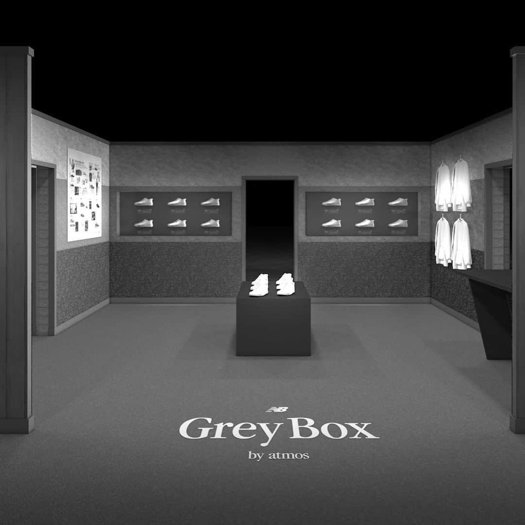 McGuffinさんのインスタグラム写真 - (McGuffinInstagram)「⚡McGuffin Street News⚡  New Balanceの”Grey Day”に先駆けたポップアップショップ、「Grey Box by atmos」が期間限定オープン。 “グレー”を基調とした、ボックスがatmos新宿店に出現。  @atmos_japan  @newbalance   この度、原宿から世界に発信するスニーカーショップ「atmos」より、5月12日(金)におけるNew Balanceの”Grey Day”を記念したポップアップショップ、「Grey Box by atmos」をatmos新宿店にて、4月14日(金)より期間限定でオープン致します。  “Grey”というカラーは本質的にシンプルでありながら限りなく複雑で、一見その差は微々たるものであるものの、人間の視覚は何百種類ものグレーの色合いを感知、認識することが出来る。それがスニーカーにどのように適用されるかによって、豊富かつ異なったストーリーを語ることができ、それぞれのカラーストーリーは、1980年代からNew Balanceにおけるスニーカーとその他のデザインの中心となっている。グレーを用いたデザインは⻑い間、New Balanceのスニーカーの中で基本的な位置付けだったが、80年代以降「990」や「574」といったシグネチャーモデルを筆頭に特別な存在となった。 そんなNew Balanceは2018年から、グレーカラーを記念すべく「Grey Day」を始動。New Balance本体を象徴する”Grey”と、そのアイコンとなるシューズを発表し毎年のGrey Dayを祝う。  2023年はNew Balanceとatmosがタッグを組み、改めて5月12日をGrey Dayと設定し、記念すべき「Grey Day」を祝い讃えるポップアップ「Grey Box by atmos」と題しポップアップストアをオープン致します。New Balanceが誇るグレーカラーをコンセプトとし出現させるGrey Box内には、⻑きに渡ってNew Balanceが作り上げた歴史と、その歴史において重要な数々のアーカイブスニーカーの展示など、ショップ内で大胆に世界観を演出しております。 また、ウィークリー毎でグレーに因んだコンテンツもご用意。スニーカーのリペア、カスタムを中心とした“RECOUTOURE”を招 いたオリジナルカードケースを制作することができる「Custom Workshop」、New Balance好きによるNew Balance好きの為の 会合「Local Education」、今回特別にNew BalanceのTシャツにグラフィックを落とし込む事ができる「Apparel Customize」、 そして記念すべき「Grey Day」当日の5月12日(金)には、ゆかりのあるアーティストを招いた音楽イベントを開催致します。 他にもグレーに因んだオリジナルドリンクの提供や、ゴールデンウィーク期間中にNew Balance商品をお買い上げ頂いた方へのス ペシャルノベルティの配布など、目白押しのコンテンツが盛り沢山のポップアップショップとなっております。 New Balance、atmosによる新たな試みと、Grey Dayを祝い讃えるべく行う期間限定の特別な空間となっております。是非、 atmos新宿店に足をお運びください。 本ポップアップは2023年4月14日(金)から5月14日(日)までの1ヶ月間、atmos新宿店にて開催致します。  ●開催概要 New Balance “Grey Box by atmos” 開催日時:2023年4月14日(金) 〜 5月14日(日) 11:00~20:00 開催場所:atmos新宿店 住所:東京都新宿区新宿4-1-1 新宿サウスアヴェニュー 営業時間:11:00~20:00 特集ページ: https://www.atmos-tokyo.com/lp/new-balance-grey-day-2023  #NEWBalance #ニューバランス #atmos #アトモス # GreyDay」4月12日 13時41分 - mcguffin_official