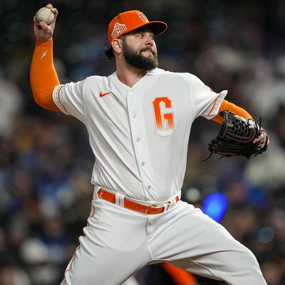 サンフランシスコ・ジャイアンツさんのインスタグラム写真 - (サンフランシスコ・ジャイアンツInstagram)「Arm Day 💪」4月12日 13時51分 - sfgiants