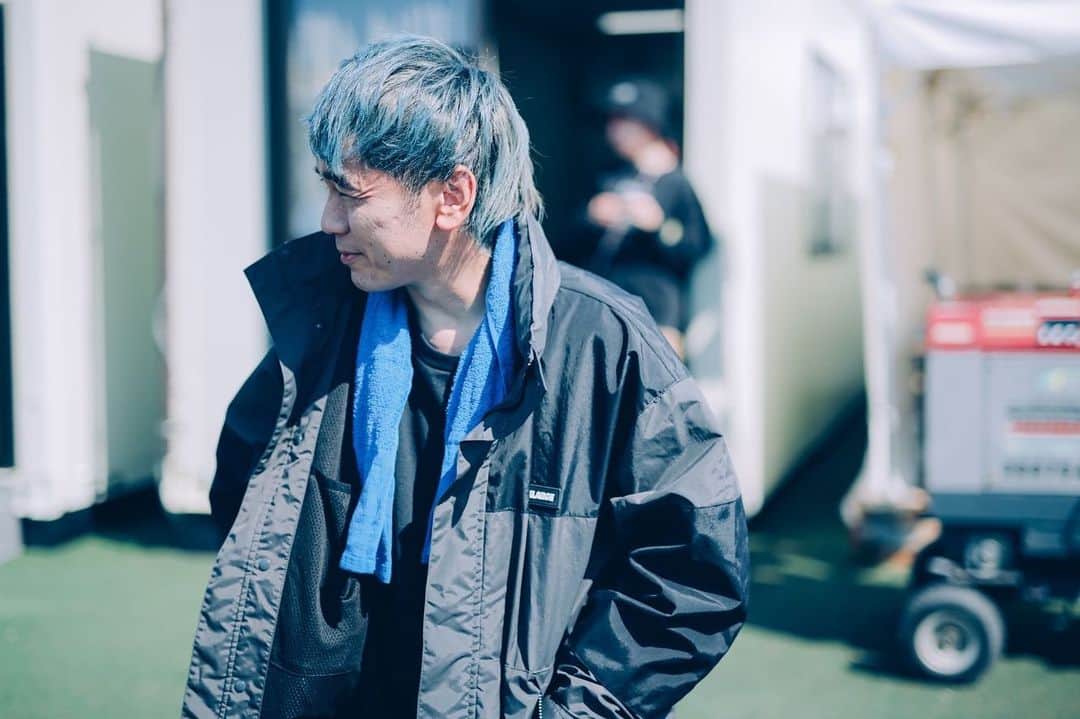 RYU-TAのインスタグラム：「ヨンフェスオフショット その1  📸 @junpeihiyoshi  #ヨンフェス」