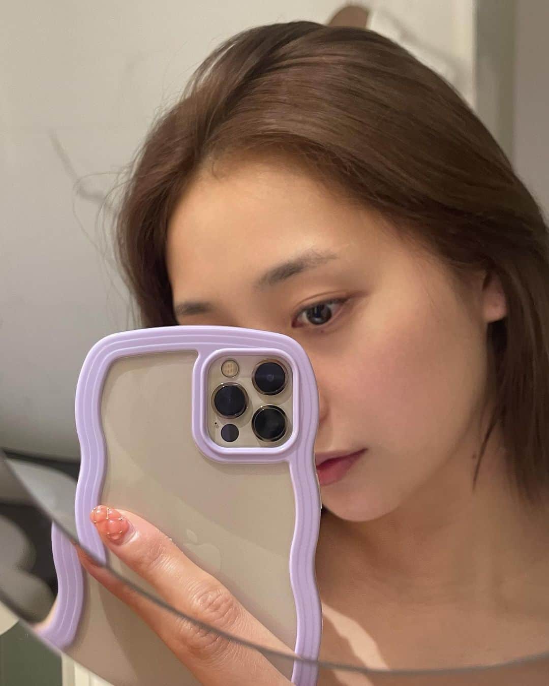 加美杏奈のインスタグラム：「・ お肌の調子がよい。」