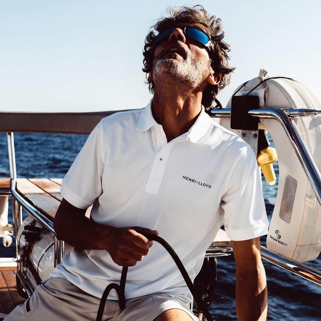 ヘンリロイドのインスタグラム：「The fast drying and UV 50 Protective, Technical Mav Tec Polo is the perfect combination of sleek design and performance that is equally at home on and offshore - HL #fastdry #polo #yachting #sailing #summer」