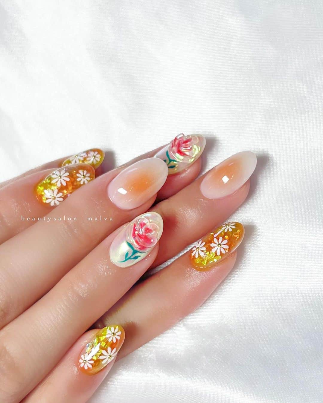 nailsalon malva（ネイルサロンマルヴァ）のインスタグラム