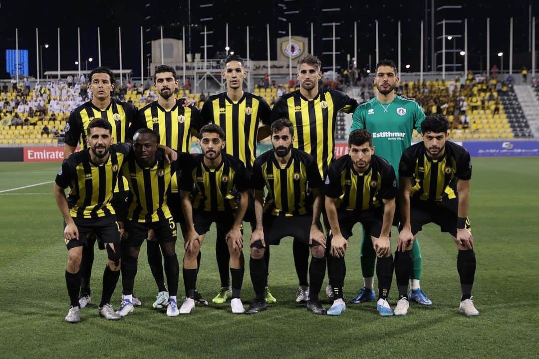 ハビ・マルティネスのインスタグラム：「Proud of this team! @qatarsportsclub」