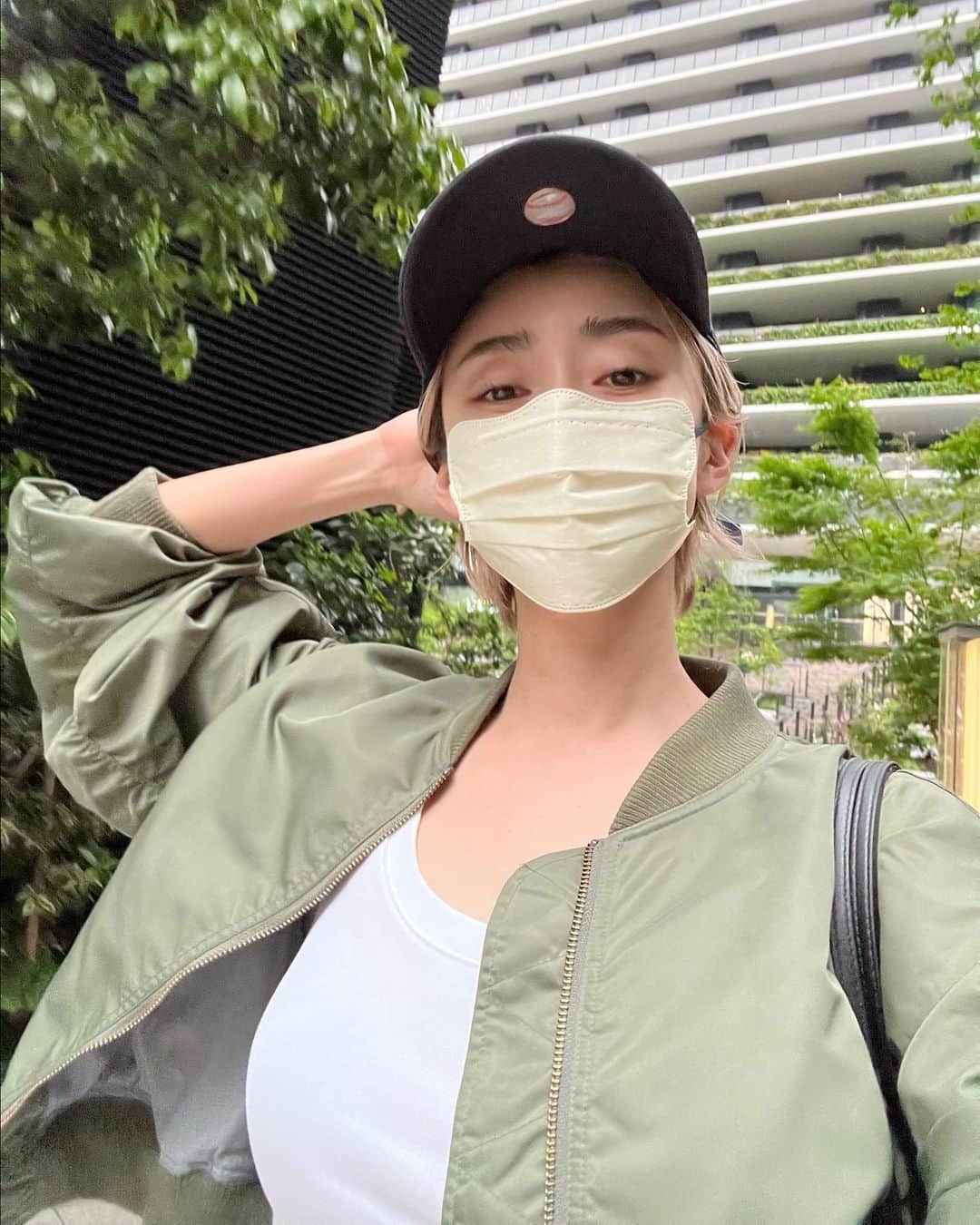 &mのインスタグラム：「ゲリラにうたれました🫠」