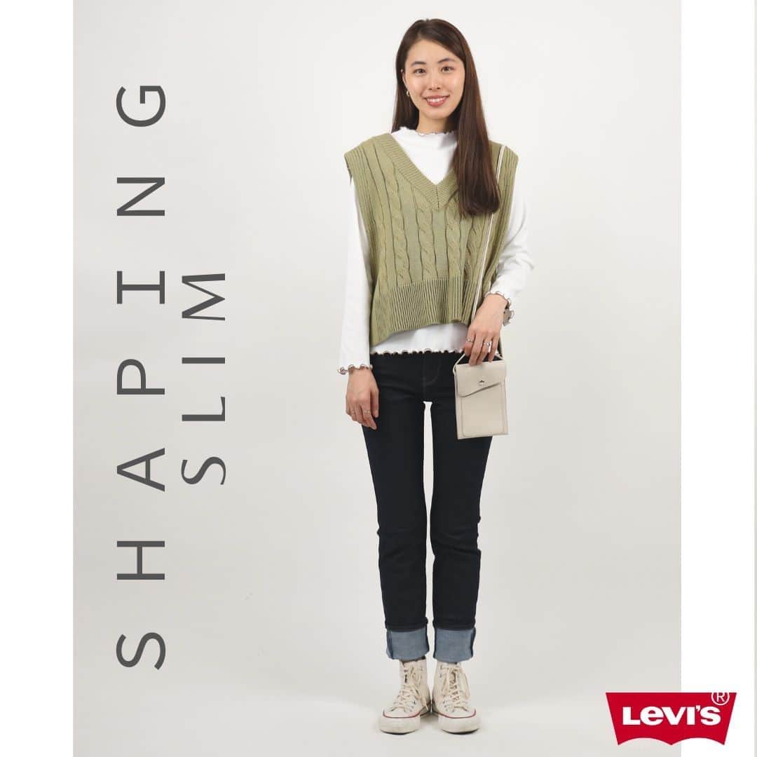 Right-onのインスタグラム：「\脚が細く見える超快適なジーンズ。/  【ブランド】Levi's ＳＨＡＰＩＮＧスリム 【品番】19627-0209 ※モデル着用 170cm / 27  ・ミッドライズ ・ヒップから太ももにかけて快適にフィット "一度穿けば分かる、３つの機能" お腹をスリムに見せる革新的なパネルを採用。 ハイライズのパンツにはタミーパネルが装着され、横から見てもすっきりとした仕上がり。 また、伸縮性に優れたサポート力のある素材のおかげでヒップアップ効果も。  POINT１:4WAYストレッチ搭載 気になるヒップや太もも周りを自然とリフトアップ・シェイプを保つだけではなく、形状記憶力を持つ、動きやすくしなやかで滑らかな"プレミアム4WAYストレッチ"を搭載。 POINT２:タミーパネルを装着 ウエストバンドの内側に縫い込まれたストレッチ性のあるタミーパネルを装着したことで、お腹をやさしくサポートしてすっきりラクチンに。 POINT３:背中が浮かない設計 リーバイス®がもつ1世紀にわたるジーンズの経験と60,000にも及ぶ世界中の女性のボディスキャンデータから現代の女性の体型とフィットを徹底的に研究し作られた、究極のジーンズ。  #ライトオン #righton #リーバイス  #Levis  #デニム  #デニムコーデ  #デニムパンツ  #シェイピングジーンズ #シェイピングスリム #レディースコーデ #春ファッション #春コーデ #springfashion #denim #shapingjeans #levisvintageclothing #shapingslim」