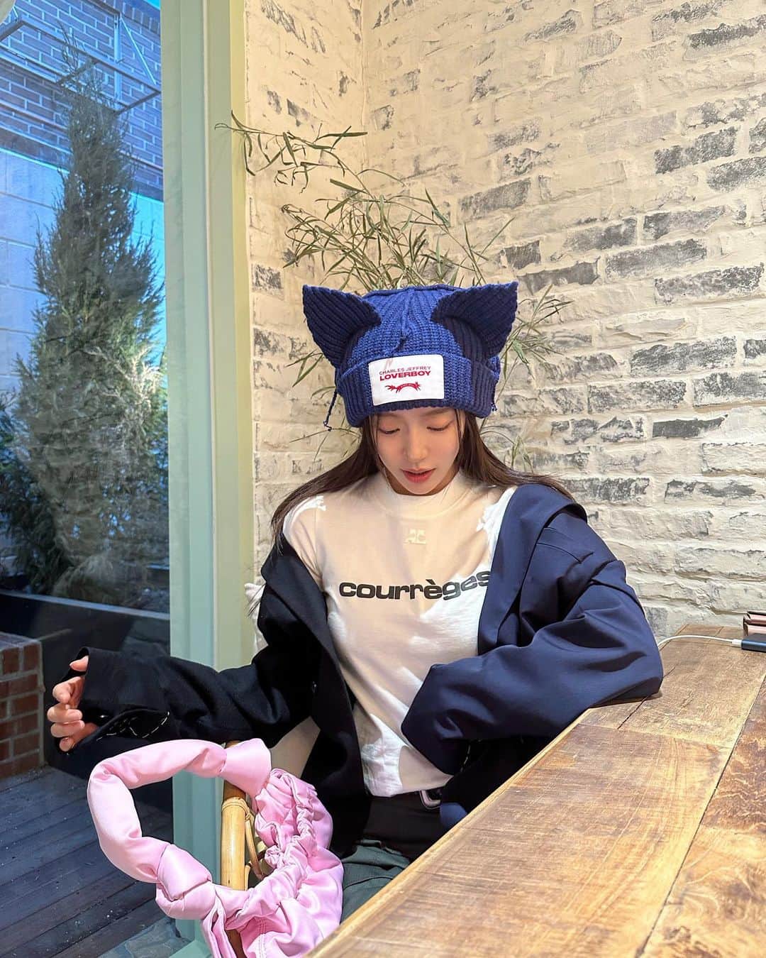 ziyooniさんのインスタグラム写真 - (ziyooniInstagram)「때는 한달전 🩵」4月12日 18時09分 - ziyooni