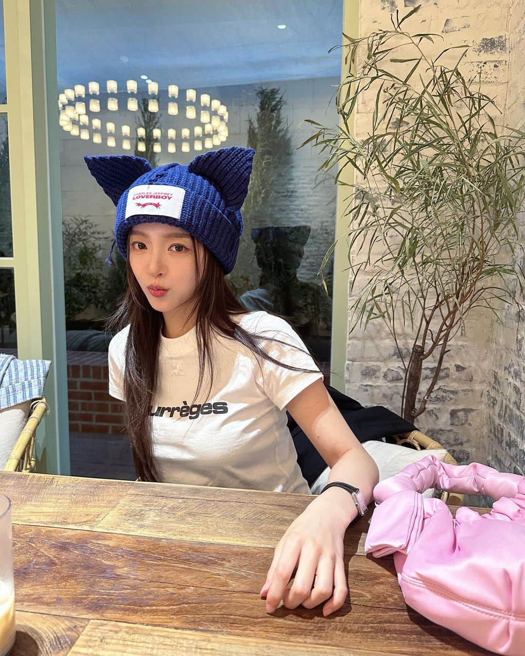 ziyooniさんのインスタグラム写真 - (ziyooniInstagram)「때는 한달전 🩵」4月12日 18時09分 - ziyooni