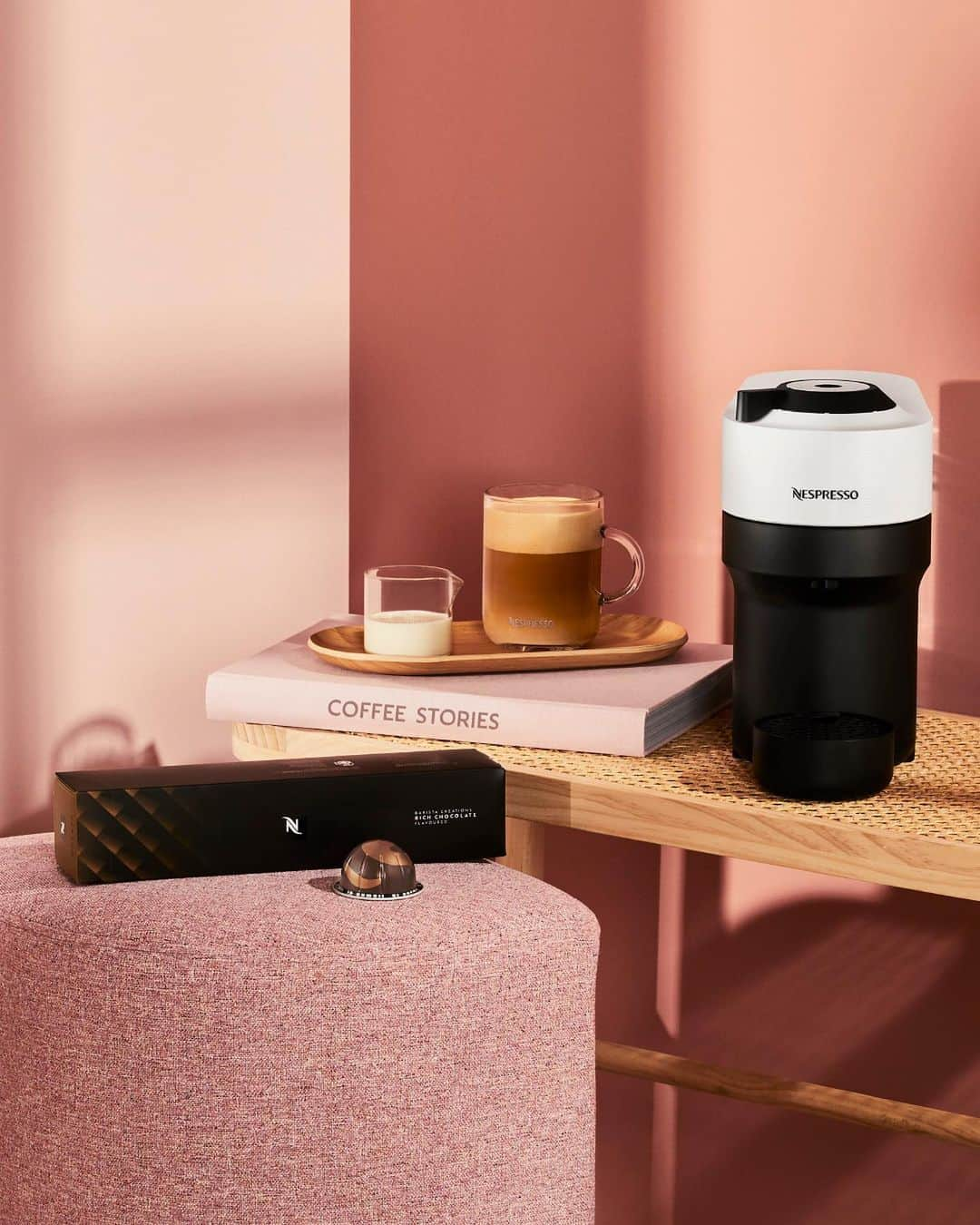 Nespressoさんのインスタグラム写真 - (NespressoInstagram)「The Barista Creations are a curated coffee range at your fingertips – the only question now is, what will you create?  #Nespresso  #NespressoVertuo #NespressoCreativeCups」4月12日 18時33分 - nespresso