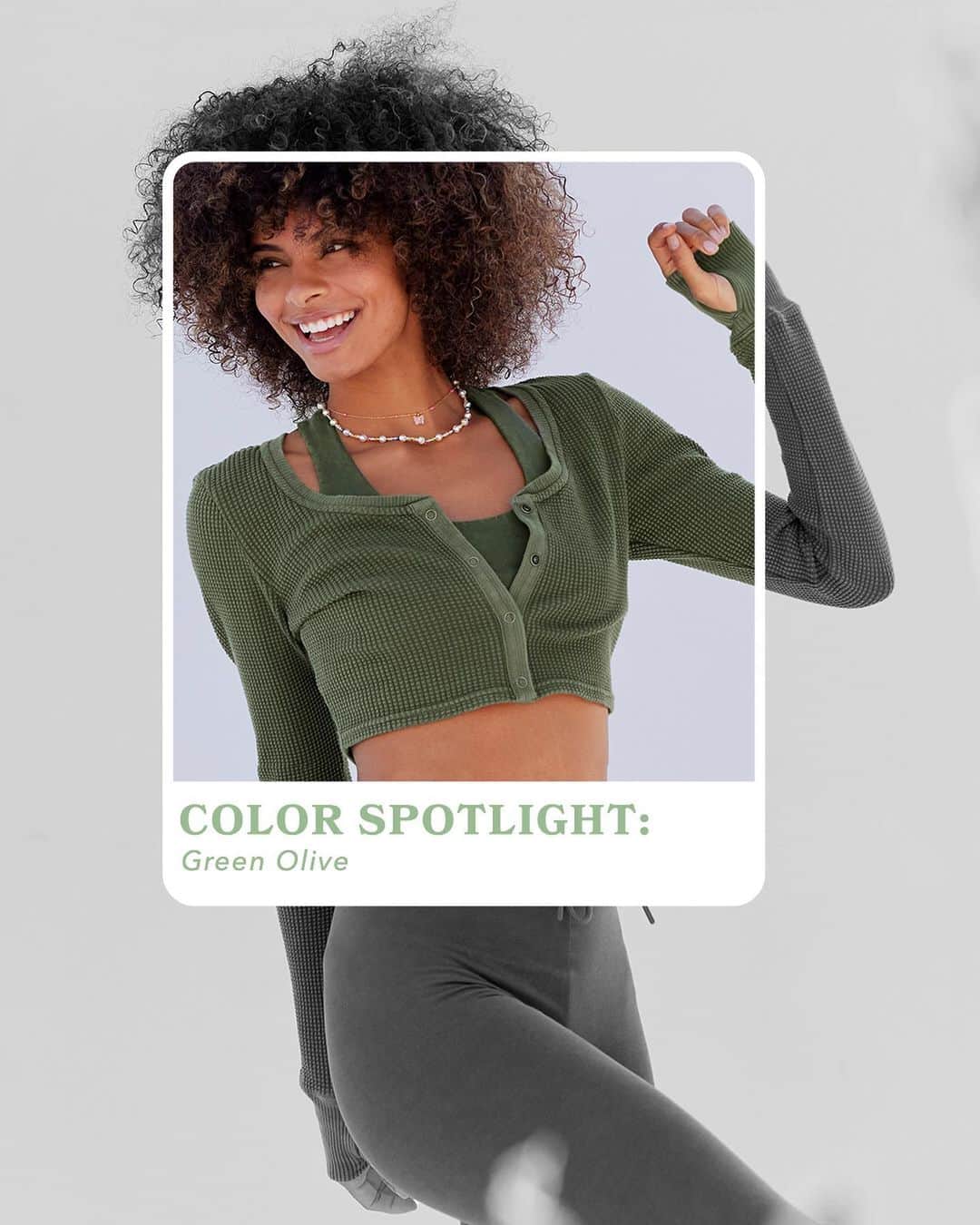 Aerie Japanのインスタグラム：「春はカラーアイテムが気になる季節🌈  みんなで新しい色にチャレンジ、左にスワイプして Aerie の最新オリーブ グリーン アイテムをチェック👉🏻  たくさんのグリーン アイテムからおしゃれの幅を広げてね🌿  #Aerie #AerieJP #AerieREALJP #Aeriegirls #Aerielaunch #Tokyo #OliveGreen #春コーデ #春 #ファッション #大人かわいい #トレンドカラー」
