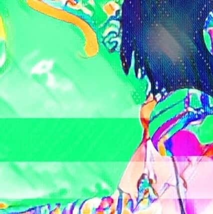 のインスタグラム：「✨約3年ぶりのリリース✨ https://linkco.re/FUGADpER    NEW SINGLE 「≒超次元ヒロイン≒」  各種音楽配信サービスにて配信スタート✨  #魔法少女になり隊 #ましょ隊 #新曲」