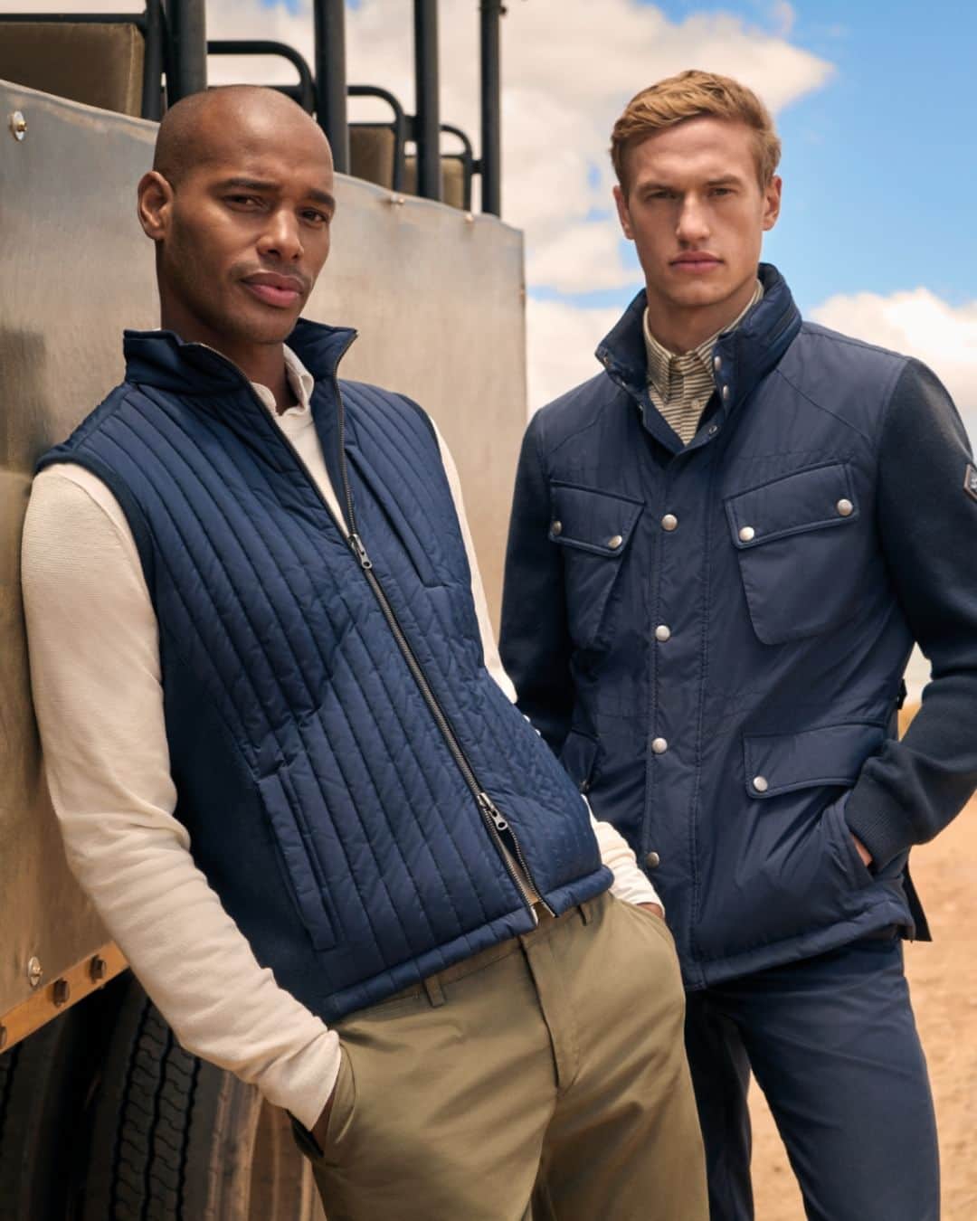 のインスタグラム：「Get in touch with your wild side with the Spring-Summer 23 collection by Hackett London.   #HowToHackett」