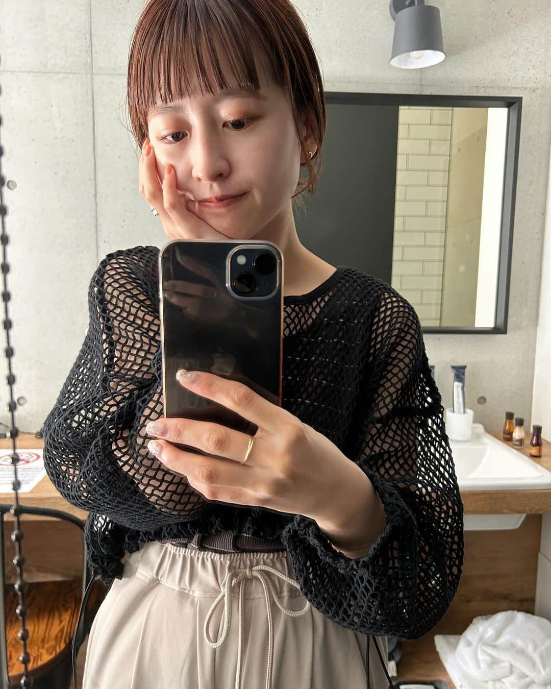 えぐっちょさんのインスタグラム写真 - (えぐっちょInstagram)「今回の出張はちょいと長めなので よい宿に泊まりたいと思い……  @hotel_cen に✨✨  大満足すぎるぐらい建物も綺麗で可愛い。。 おまけにカフェも隣接していて… 早起きして飲むカフェラテは最高に美味しかった🫶  お部屋の雰囲気も…居心地が良すぎました。。 またご褒美に泊まりにいこう💓💓  #ホテル #cen #東京ホテル #新宿ホテル」4月12日 20時26分 - eguccho02