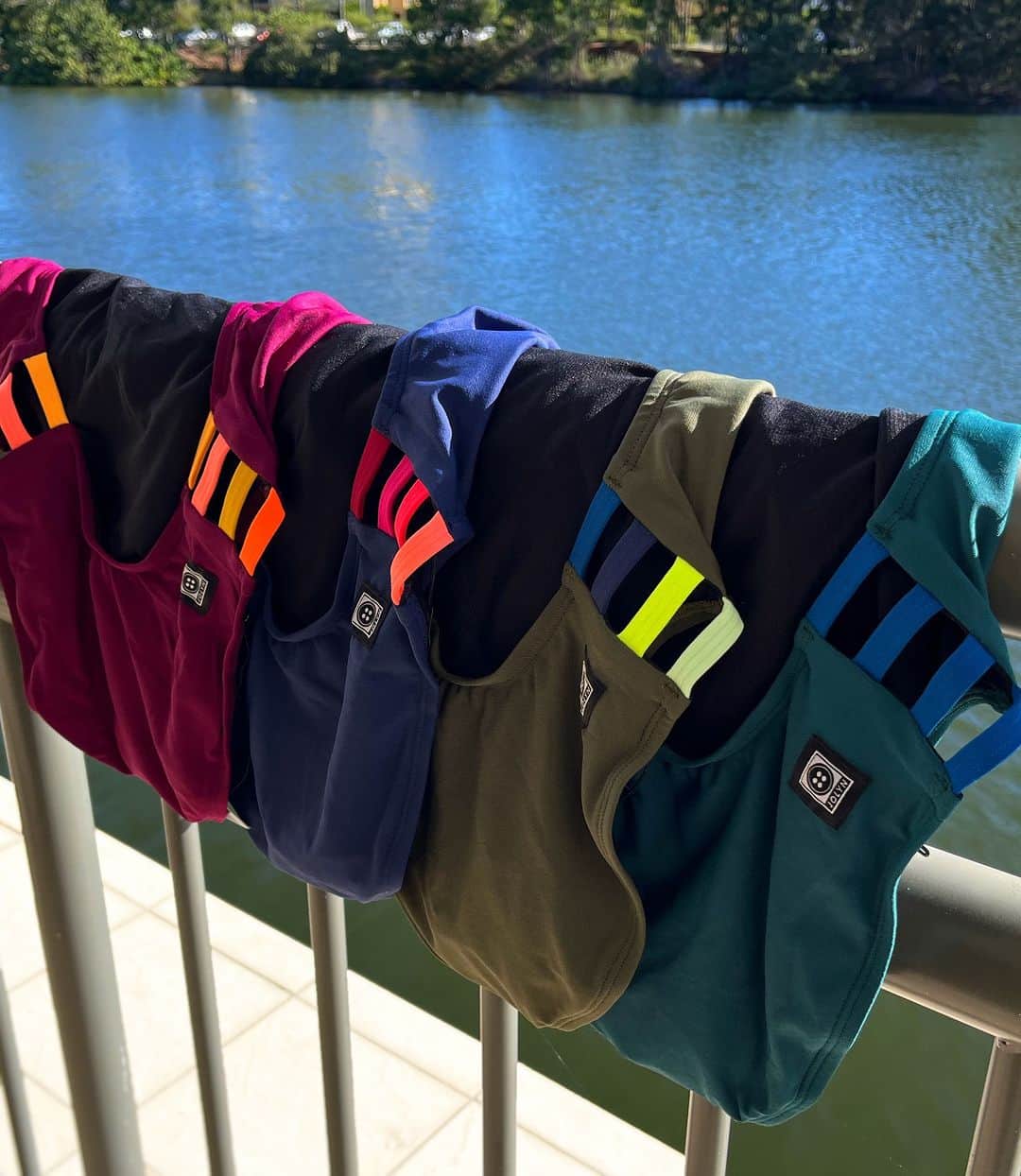 JOLYN Swimwearのインスタグラム：「AGE CHAMPS PSA 🔊 If you've been waiting for more CONTRASTS in 28s + 30s to hit our pop-up shop, these bad boys will be there from 8am today!   Find us at 5 / 116 Scarborough Street, Southport until 2:30pm today // #jolynaustralia #AgeChamps23」