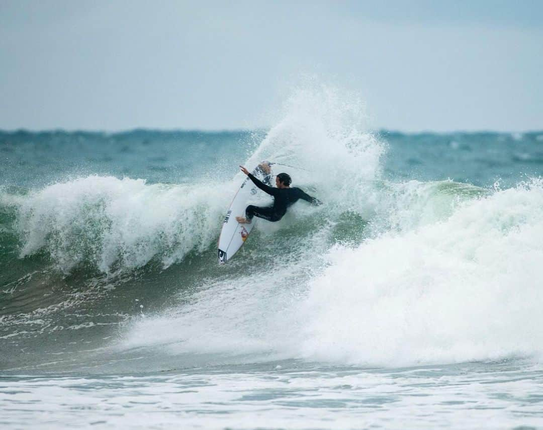 ジョーディ・スミスさんのインスタグラム写真 - (ジョーディ・スミスInstagram)「Boards are feeling insane. Thanks dad  @smthshapes for putting in the time and effort 💪🏼 photo : by @ryanell_」4月13日 6時05分 - jordysmith88