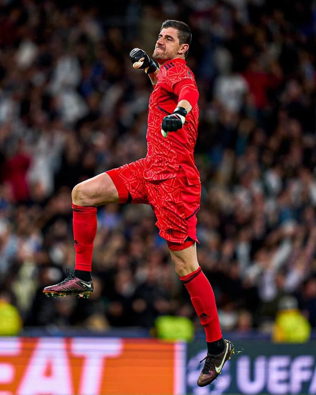 レアル・マドリードさんのインスタグラム写真 - (レアル・マドリードInstagram)「🎶 SIMPLY THE BEST 🎶 @ThibautCourtois | #UCL」4月13日 7時02分 - realmadrid