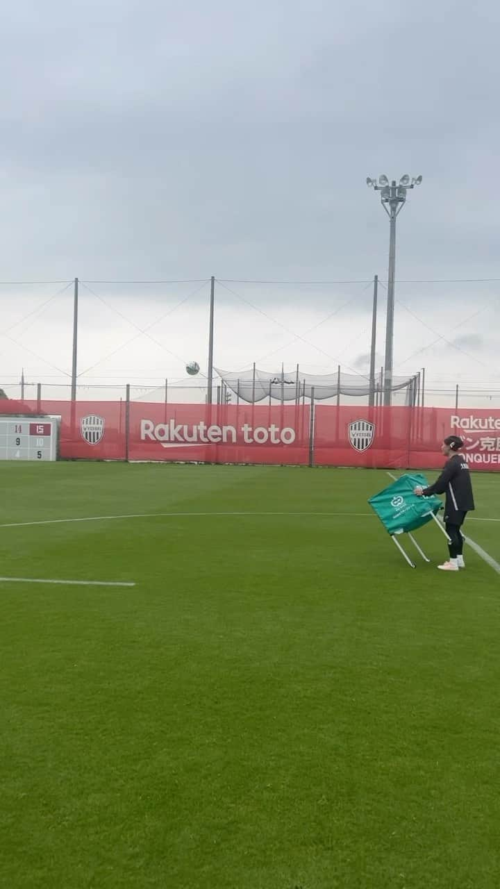 廣永遼太郎のインスタグラム：「training💪 #ヴィッセル神戸 #visselkobe #sells #jacpa #楽天モバイル」