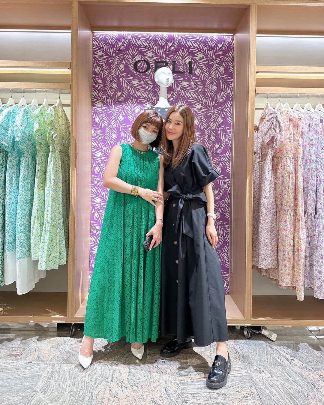 kiyomi medeirosさんのインスタグラム写真 - (kiyomi medeirosInstagram)「2023SS伊勢丹新宿POPUP💜💜  今回も大好きなみんながPOP UPに来てくれました🥹🫶❤️❤️❤️みんな本当に本当にありがとう🥺😭😭🙏✨✨✨  そして大好きなみんないつも助けてくれてありがとう🥹🫶💜💜💜  @megu_mj 💜 @tommm66bab 💜 @kaoriokada_ppp 💜 @t.krme 💜 @mamimori8 💜 @noriko_style 💜 @_neunghyang_s 💜 @miwamiwa0209 💜 @aoi__1026 💜 @_______mm29 💜  #OBLI#2023SS#fashion#coordinate#fashion#ootd#POPUP#limitedshop#ISETAN#ISETANSHINJYUKU#オブリ#ファッション#コーディネート#ママコーデ#今日のコーデ#ポップアップ#リミテッドショップ#伊勢丹#伊勢丹新宿店#春夏コーデ」4月12日 22時59分 - kiyomimedeiros