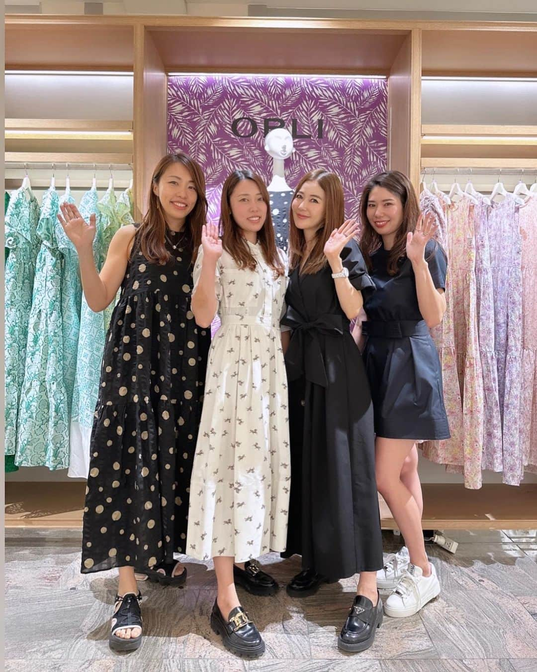 kiyomi medeirosさんのインスタグラム写真 - (kiyomi medeirosInstagram)「2023SS伊勢丹新宿POPUP💜💜  今回も大好きなみんながPOP UPに来てくれました🥹🫶❤️❤️❤️みんな本当に本当にありがとう🥺😭😭🙏✨✨✨  そして大好きなみんないつも助けてくれてありがとう🥹🫶💜💜💜  @megu_mj 💜 @tommm66bab 💜 @kaoriokada_ppp 💜 @t.krme 💜 @mamimori8 💜 @noriko_style 💜 @_neunghyang_s 💜 @miwamiwa0209 💜 @aoi__1026 💜 @_______mm29 💜  #OBLI#2023SS#fashion#coordinate#fashion#ootd#POPUP#limitedshop#ISETAN#ISETANSHINJYUKU#オブリ#ファッション#コーディネート#ママコーデ#今日のコーデ#ポップアップ#リミテッドショップ#伊勢丹#伊勢丹新宿店#春夏コーデ」4月12日 22時59分 - kiyomimedeiros