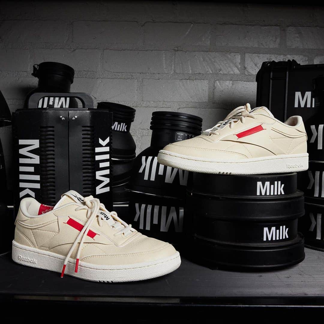 Milk Makeupさんのインスタグラム写真 - (Milk MakeupInstagram)「@reebok x Milk Makeup – Dropping 4.14 on Reebok.com Inspired by the "Equipment Room" at @Milk Studios, where functional workwear is a must, these pieces are made to take you anywhere.」4月12日 23時03分 - milkmakeup