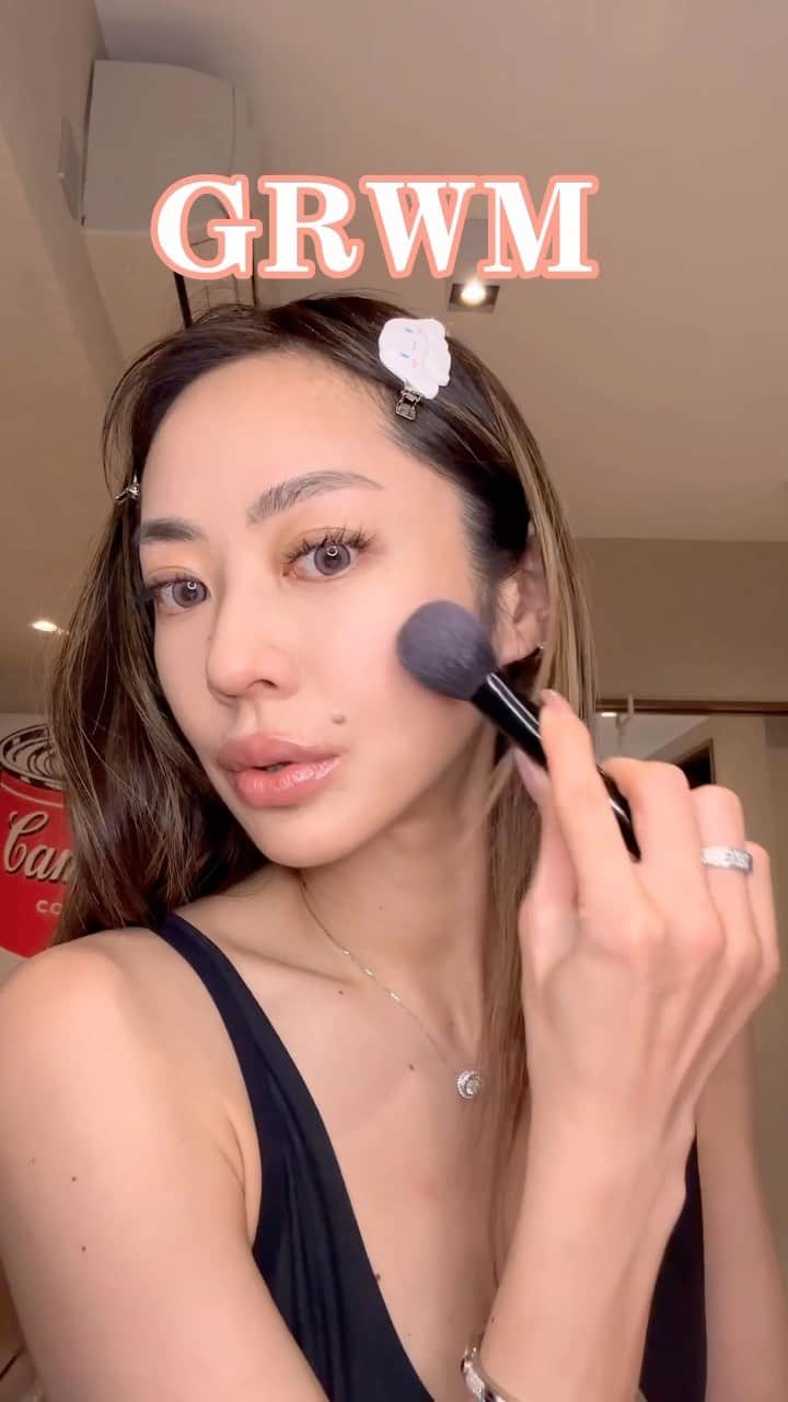 松岡李那のインスタグラム：「GRWM FOR DATE ? 💓 I got my new Foundation🥰 Matte Natural but Super cover 💫 Annnnd Long lasting 🥹My new Best Friend now 🤝  Makeup Base @kaneboofficial @kanebo_hk  concealer @urbandecaycosmetics  Foundation @makeupforever  Shading and Highlighter  @fentybeauty  Eyeshadow @romandyou  Eyeblow and nose Shadows @kate.tokyo.official_jp  Eyeliner @heroinemake @heroinemake.hk  Under Eyeliner @kate.tokyo.official_jp  Lip @maybelline  #makeup #makeuptutorial  #grwm #grwmmakeup  #beauty #beautytips」