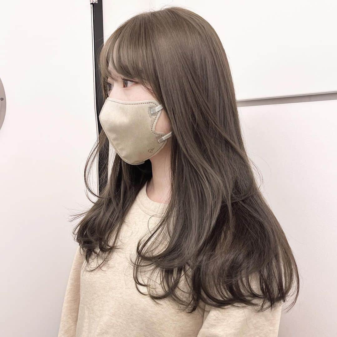 佃加菜のインスタグラム：「olive gray ✿」