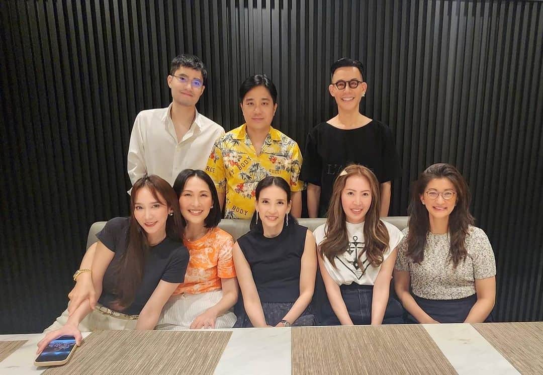 アム・パチャラパーのインスタグラム：「ขอบคุณพี่นิดนะคะอิ่มอร่อยมากๆค่ะ และดีใจที่ได้เจอพี่โส พี่ยุ้ย พี่ป๊อป อาจารย์ช้าง และพี่อรนะคะ 💕」