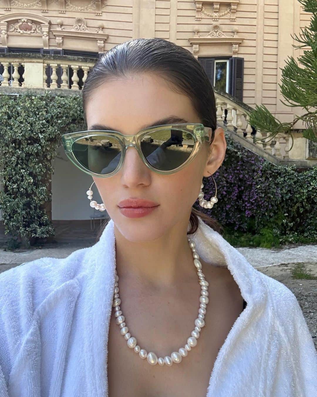 ヴァレリー・カウフマンのインスタグラム：「On duty 😎☀️」