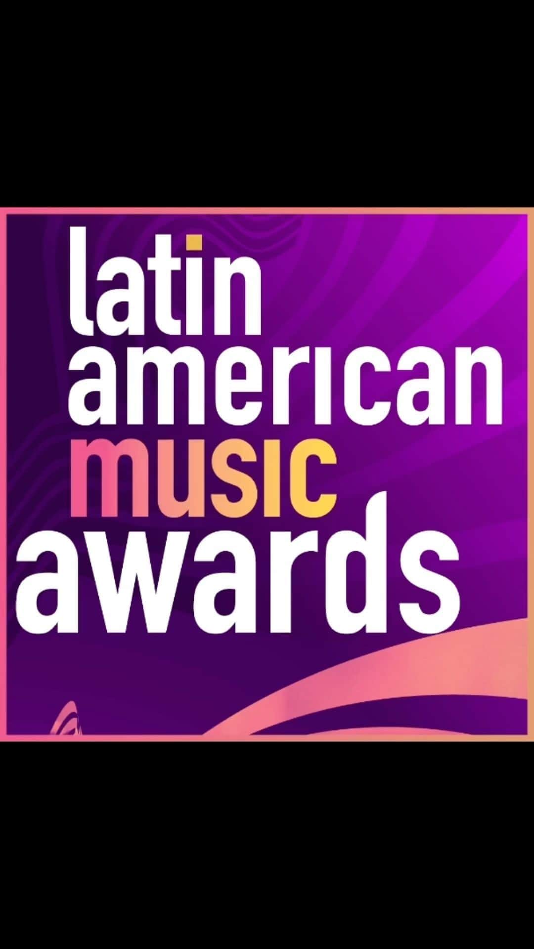 ロゼリン・サンチェスのインスタグラム：「Love this 💕 Nos vemos Abril 20!  Buena música, buena moda, noche de baile e inspiración… como me gusta! 💋   #latinamas  @latinamas @univision @unimas  @galavision」