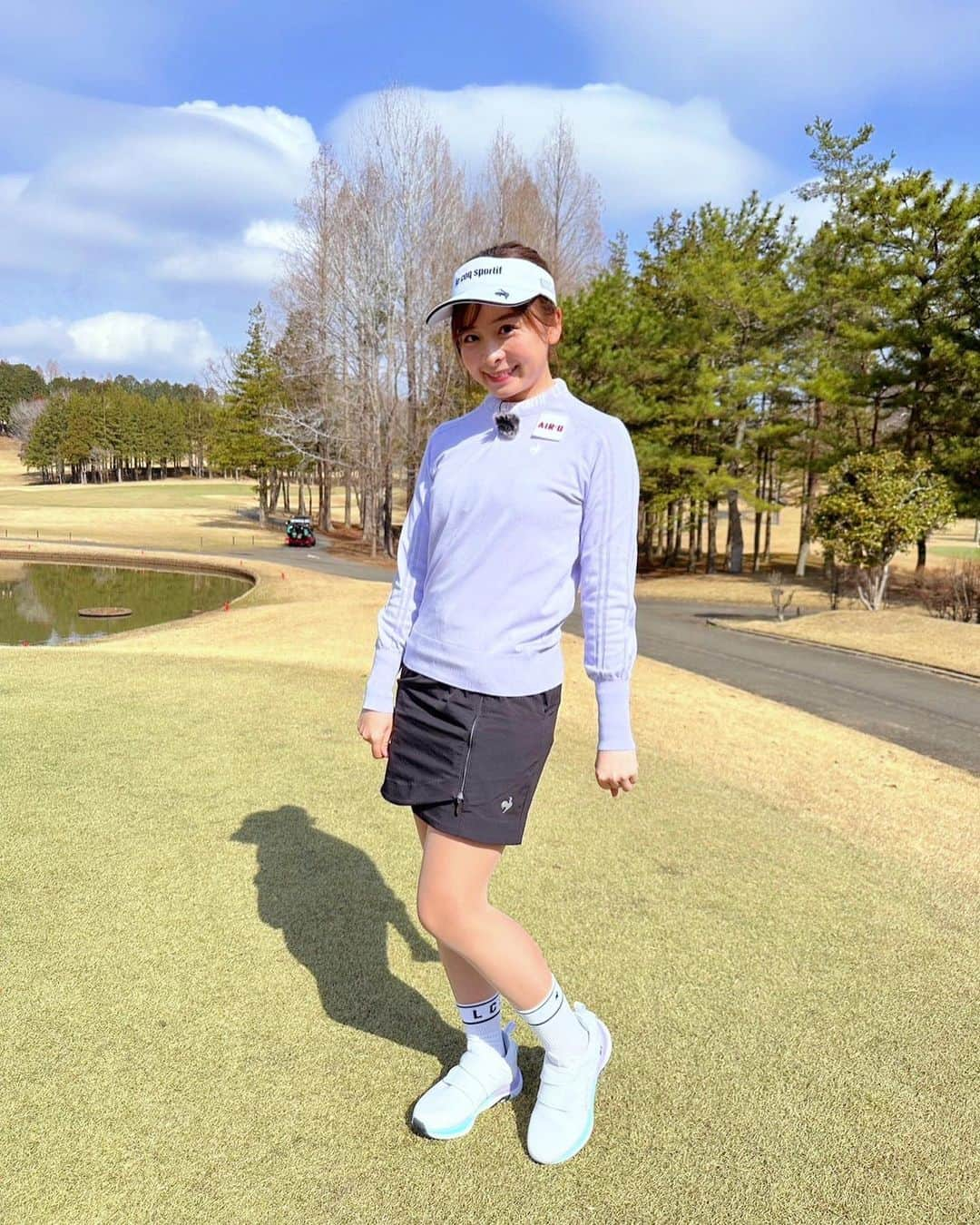 なみきさんのインスタグラム写真 - (なみきInstagram)「今回のウェアは @lecoqgolf_jp ！ ポイントは春らしいこのパープルの春ニットですが、全体的にスポーティーかつ大人コーデ目指したコーデにしてみました☺️ 上に淡い色の春色をいれて、他の小物を黒や白でしめるとちょうどよいバランスに！ またこのスカート形も綺麗！ ・ ・ #golf #GOLF #ゴルフ #ゴルフウェア #ゴルフウェアコーデ #lecoque #ルコック #pr #ゴルフ女子」4月13日 1時23分 - namiki_golf