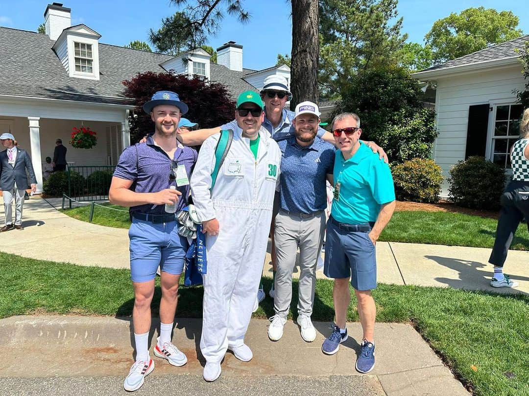 ティレル・ハットンのインスタグラム：「Fun week at the @themasters with family & friends.  Thanks for all the support as always!  Looking forward to this week at @rbcheritage! 🫱🏻‍🫲🏼」