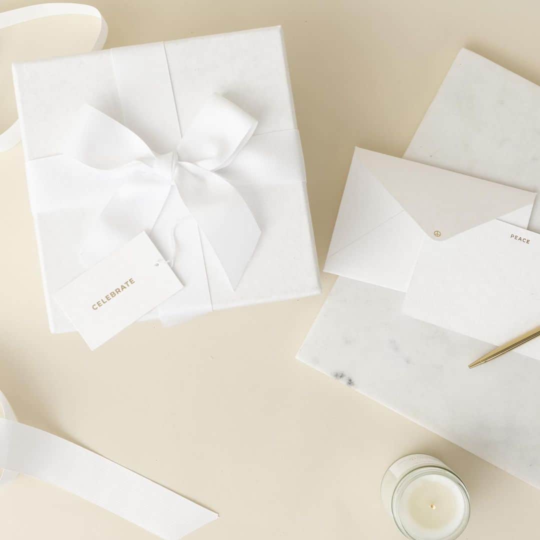 のインスタグラム：「Are you planning a special event and looking for meaningful décor, table settings, and party favors to make the occasion extra special? Let us assist you in incorporating fair trade, artisan-made pieces into the big day.」