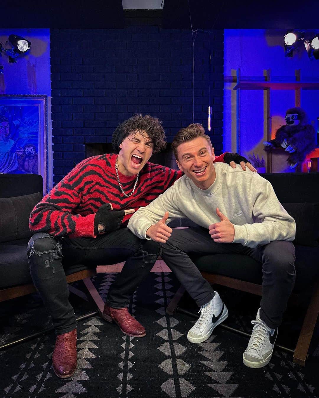 アンソニー・ペディラのインスタグラム：「I spent a day with @trevorwallace, get your white claws ready… coming friday」