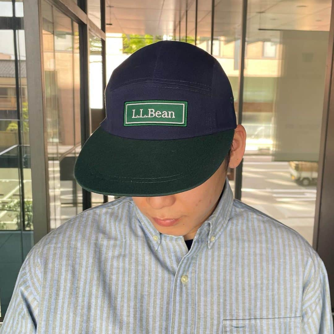 ビームス金沢さんのインスタグラム写真 - (ビームス金沢Instagram)「🦆 L.L.Bean × BEAMS 🦆 4.15（Sat.）Release . 今回は〈L.L.Bean〉の過去のカタログにあったビジュアルや、名作アイテムに使われた柄やディテールを踏襲し、今も尚、老若男女に愛されるベーシックなアイテム群をベースに、"ちょっとだけ気の利いたデイリーウエア"を製作。現代にマッチする素材選びとサイズフィッティングにアップデートし、〈BEAMS〉らしい遊び心のあるアイテムに仕上がりました。  ブランドのコーポレートカラーであるグリーンであしらったGreen Labelが特徴的なアイテムは、4月15日（土）より〈BEAMS〉、〈BEAMS PLUS〉、〈BEAMS BOY〉レーベル取り扱い店舗、BEAMS公式オンラインショップにて発売します。  これからの爽やかな初夏の装いにぴったりなアイテム群をぜひお楽しみに。 . Photography_ @tetsuokashiwada Hair&make_ @kojimak Prop styling_ @chan_shi26 Direction&Edit_ @taiyo.ooo Logo design_ @oxt_oxt . @llbean @llbeanjapan @beams_official @beams_plus @beams_boy_official #llbean #beams #beamsplus  #beamsboy  －－－－－－－－－－－－－－－－  🌐staff styling、Blog🌐 TOP URLからご覧ください🛩 店舗followも宜しくお願いします♬  #beams #beams_kanazawa #kanazawa #beamst #beamsf #brillaperilgusto #beamsstaffstyling #beamsplus #beamswomen #demiluxebeams #raybeams #beamsboy #beamslights #ootd #fashion #ishikawa #japan #ビームス #金沢 #ビームス金沢」4月13日 16時28分 - beams_kanazawa