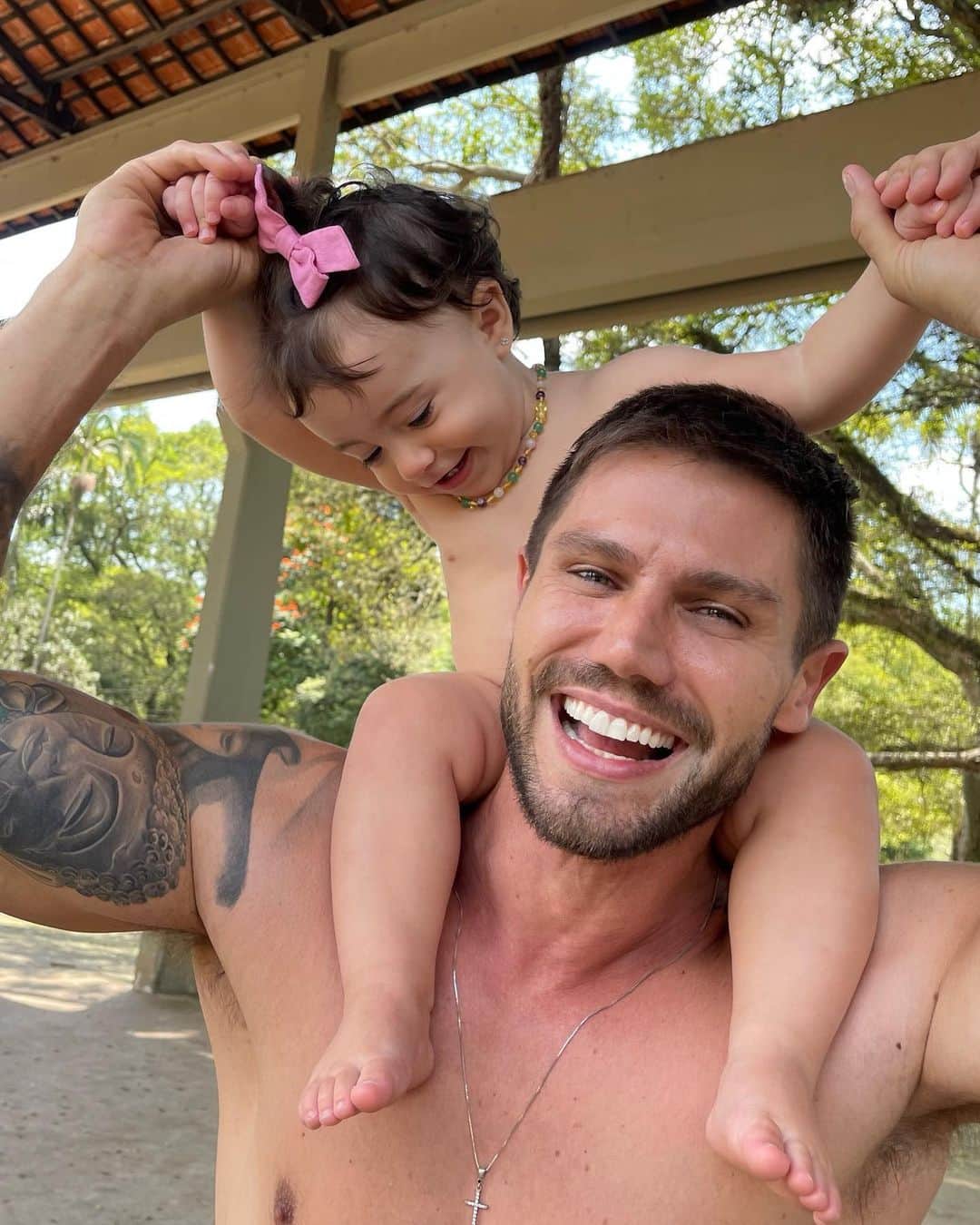 のインスタグラム：「Titio te ama tanto Bellinha 😍 @bellabetingil」