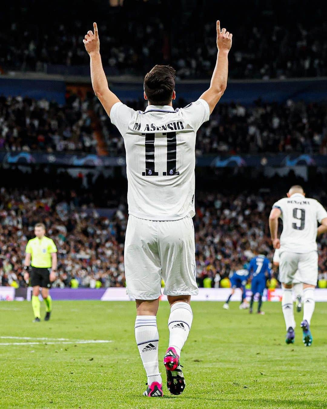 マルコ・アセンシオさんのインスタグラム写真 - (マルコ・アセンシオInstagram)「Gran noche en el Bernabéu. Vamos a por la vuelta ⚽️🎯🤝 #UCL #HalaMadrid」4月13日 7時42分 - marcoasensio10