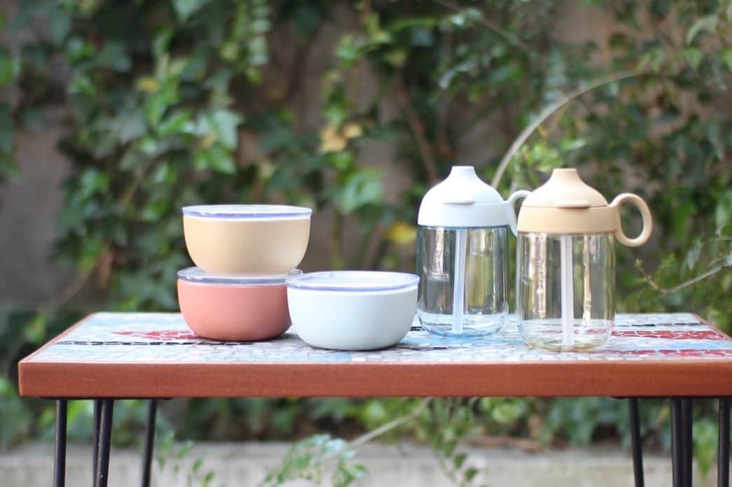 tocon (トコン) さんのインスタグラム写真 - (tocon (トコン) Instagram)「・ ・ holiday collection🐶💕 スペシャル2buy 10%off✨  ・ お出かけ用のアイテムを 2点以上ご購入で合計から10%off🌱 ・ kiotoの食器シリーズは シックなカラーが大人気😊✨  ぜひご覧になってくださいね ・ 水、木曜日は定休日となっております。 オンラインにてチェックして下さいね💗 ・ ・ #kinto  #キントー」4月13日 8時49分 - tocon_srl