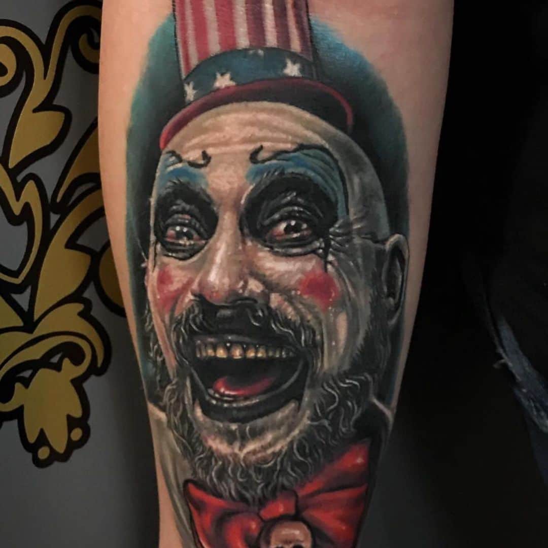 ロブ・ゾンビさんのインスタグラム写真 - (ロブ・ゾンビInstagram)「20 years later and the HOUSE OF 1000 CORPSES tattoos keep on coming! #houseof1000corpses #robzombie」4月13日 9時30分 - robzombieofficial