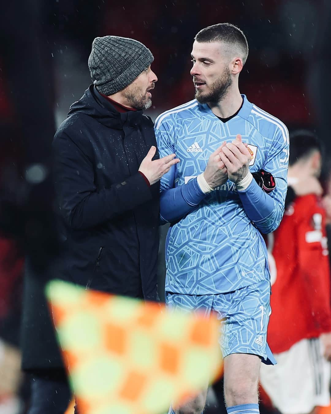 マンチェスター・ユナイテッドさんのインスタグラム写真 - (マンチェスター・ユナイテッドInstagram)「⏩ Pushing each other forward.   #MUFC #ManUtd #DeGea #EuropaLeague」4月13日 10時08分 - manchesterunited