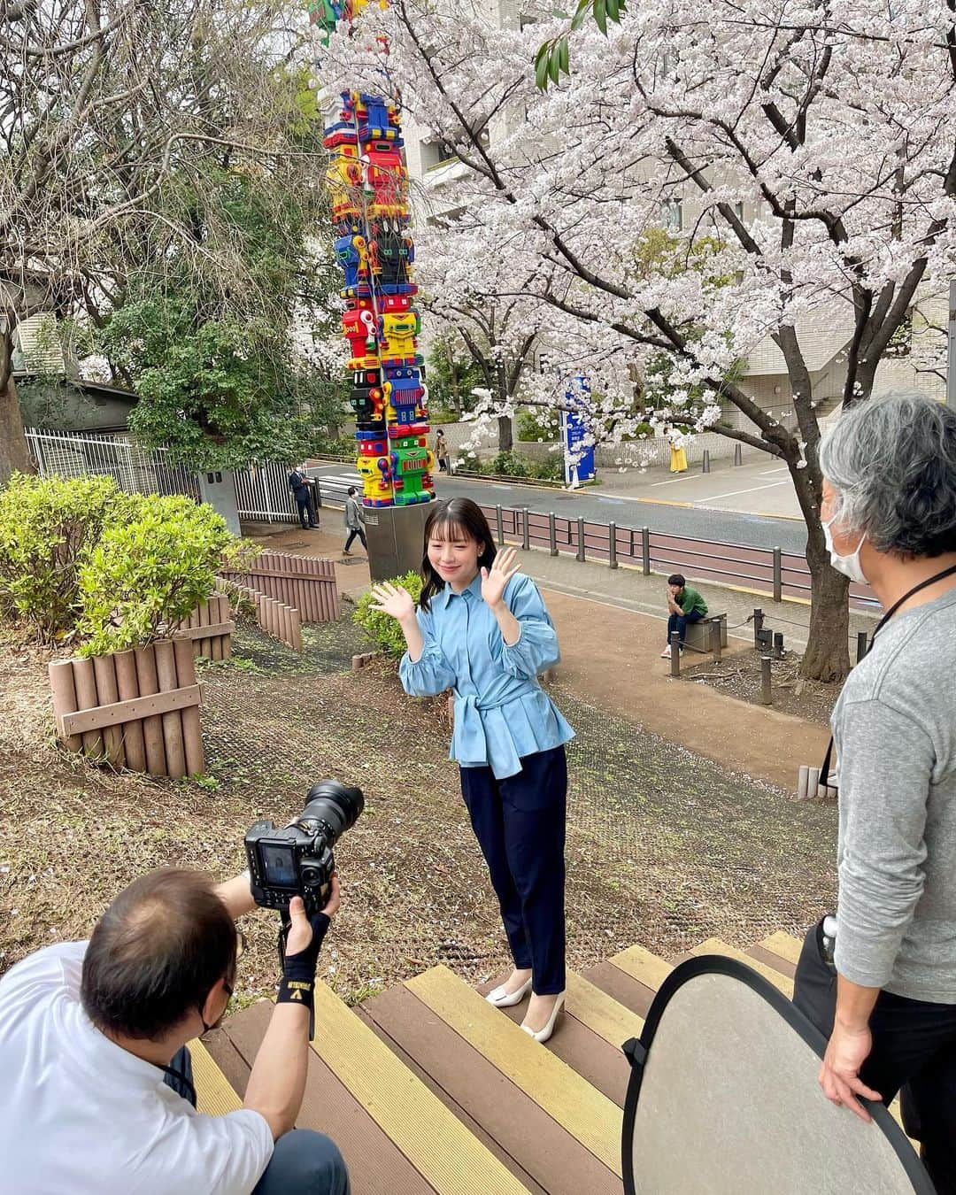 渡辺瑠海さんのインスタグラム写真 - (渡辺瑠海Instagram)「. 今年もさくら待ち受けが配信されています この日は花粉がすごかった、、！  ぜひダウンロードをお願いします  https://www.tv-asahi.co.jp/sphone/app/announcer/sakura/2023/  #🌸」4月13日 10時22分 - rumi_watanabe_ex