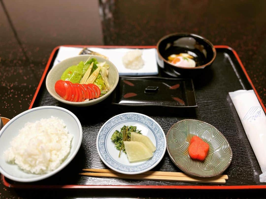 名越康文さんのインスタグラム写真 - (名越康文Instagram)「#亀乃屋の最高の朝ごはん 若竹の香り、素晴らしい！！ #亀乃屋 #朝ごはん #若竹 #桜餅 #お好み焼サラダ #福岡 #篠栗 #遍路宿 #天然温泉」4月13日 10時17分 - nakoshiyasufumi