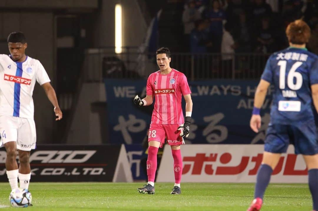 山口瑠伊さんのインスタグラム写真 - (山口瑠伊Instagram)「+3 ✅  Clean sheet ✅  Well done team 💪👏  #水戸ホーリーホック #mitohollyhock #cleansheet」4月13日 10時42分 - yamaguchi_louis