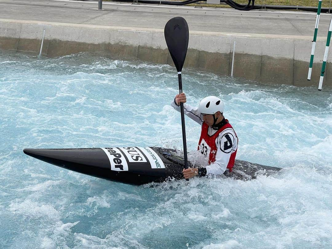 足立和也のインスタグラム：「今週末、葛西臨海公園横のカヌースラロームセンターにて、日本代表選考会が行われます ready to go❗️ #ヤマネ鉄工建設 #SUS #keeper技研 #mooncraft #カヌー」