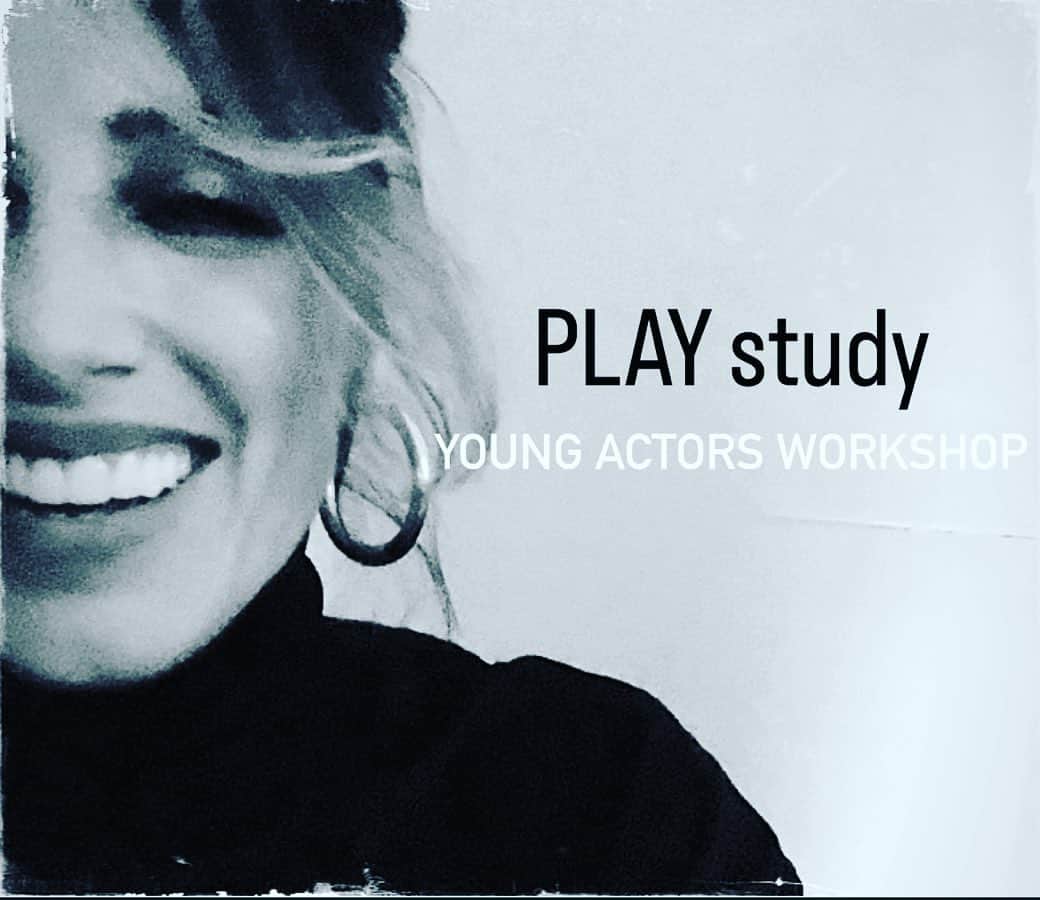 ジェニファー・エスポジートのインスタグラム：「Starts April 23. Lovedddd working with such talented young people last time!  See ya soon. Xx」
