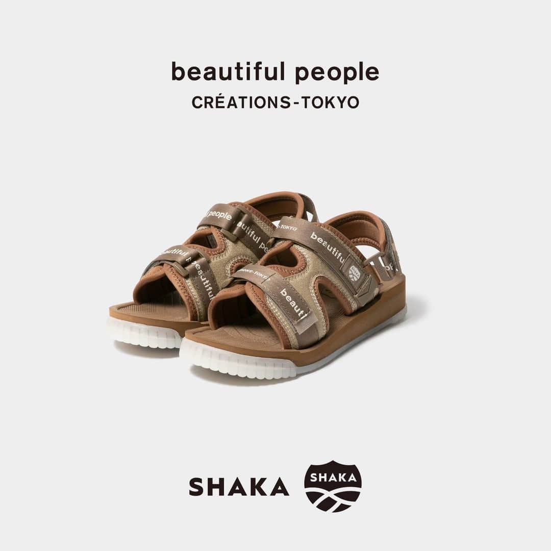 ビューティフルピープルさんのインスタグラム写真 - (ビューティフルピープルInstagram)「⁠#comingsoon⁠ SHAKA x beautiful people sandals ⁠ ⁠ 4/15（土）よりオンラインストアにて先行予約開始。⁠ 4/29（土）より直営各店にて発売予定。⁠ 15 APR pre-orders starts online on beautiful-people.jp⁠ 29 APR launch ONLINE & IN STORES⁠ ⁠ □ SHAKA CHILL OUT for beautiful people ⁠color：black / beige / khaki⁠ size：22-28cm（1cm刻み）⁠ ビューティフルピープルとSHAKAのコラボレーションサンダル。⁠SHAKAの定番モデルCHILL OUTは甲部分のストラップが調整できる機能性で人気を得ているが、さらにバックストラップをあしらうことで、よりよい履き心地を実現。⁠バックストラップは取り外しが可能と2way仕様に。⁠ オリジナリティのある配色は、Summer 2023 Collectionテーマに連動し、ミリタリーアイテムに見られる色差をインスピレーションに作成。⁠ソールはクリアソールにすることで、歩行時に見える靴底のブランドロゴがアクセントに。⁠ ⁠ ⁠Sandal collaboration between beautiful people and SHAKA using SHAKA's classic CHILL OUT model, which is popular for its functionality, with adjustable straps at the instep, and the back strap are removable that you can wear them in 2 different way. ⁠ The original colour scheme is linked to the Summer 2023 Collection theme and was inspired by the colour differences found in military items. The clear sole accentuates the brand logo on the sole, which can be seen when walking. ⁠ ⁠ ⁠___⁠ ⁠ ⁠【beautiful people 直営店舗⁠】⁠⁠⁠⁠ ⁠ ■Online store⁠（4/15より先行予約受付）⁠ www.beautiful-people.jp⁠ ⁠ ■Global Online store⁠ www.beautiful-people-creations-tokyo.com⁠ ⁠ ■ 青山店⁠⁠⁠⁠ 東京都港区南青山3-16-6⁠⁠⁠⁠ ⁠⁠⁠⁠ ■ 新宿伊勢丹店（ @restyle_tokyo_isetanmitsukoshi ）⁠⁠⁠⁠ 東京都新宿区新宿3-14-1 伊勢丹新宿店本館2階⁠⁠⁠⁠ TOKYOクローゼット/リ・スタイルTOKYO⁠⁠⁠⁠ ※三越伊勢丹リモートショッピングアプリからもお問い合わせ可⁠ ⁠⁠⁠⁠ ■ 渋谷PARCO店（ @parco_shibuya_official ）⁠⁠⁠⁠ 東京都渋谷区宇田川町15-1 渋谷パルコ 2F⁠⁠⁠⁠ ⁠⁠⁠⁠⁠⁠⁠⁠※メンズ対応サイズ展開中⁠ ⁠ ■ ジェイアール名古屋タカシマヤ店（@style_and_edit_nagoya ）⁠⁠⁠⁠ 愛知県名古屋市中村区名駅1丁目1番4号 ジェイアール名古屋タカシマヤ4階　モード＆トレンド「スタイル＆エディット」⁠⁠⁠⁠ ⁠⁠⁠⁠ ■⁠阪急うめだ店⁠⁠ (@hankyumode )⁠⁠⁠ 大阪府大阪市北区角田町8番7号 阪急うめだ本店 3階　モード⁠⁠⁠⁠ ⁠ ___⁠ ⁠@shaka_footwear⁠ #beautifulpeople⁠⁠⁠ #ビューティフルピープル⁠⁠⁠ #creationstokyo⁠ #SHAKA #CHILLOUT⁠ #sandal #サンダル⁠ #コラボレーション⁠ #2way⁠」4月13日 12時00分 - beautifulpeople_officialsite