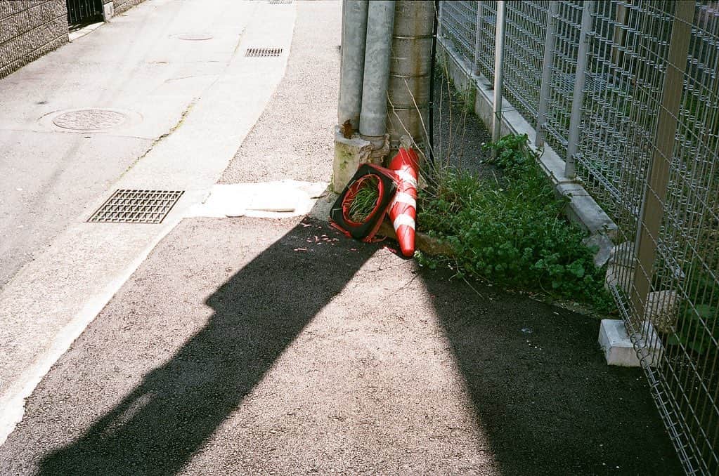 ハマ・オカモトさんのインスタグラム写真 - (ハマ・オカモトInstagram)「🌸👮‍♂️  Meaningful walk.」4月13日 13時11分 - hama_okamoto