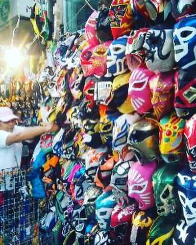 ハチミツ二郎さんのインスタグラム写真 - (ハチミツ二郎Instagram)「旅行雑誌のメキシコ編 ルチャ・リブレ特集の取材を受けました。  オレはもうメキシコには行けないけど、楽しかったなぁメキシコ。  #メキシコ #mexico」4月13日 13時14分 - jirohachimitsu