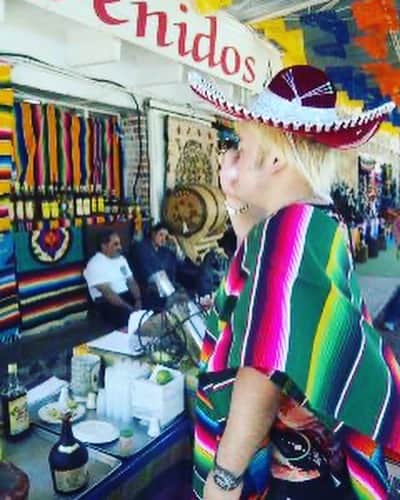 ハチミツ二郎さんのインスタグラム写真 - (ハチミツ二郎Instagram)「旅行雑誌のメキシコ編 ルチャ・リブレ特集の取材を受けました。  オレはもうメキシコには行けないけど、楽しかったなぁメキシコ。  #メキシコ #mexico」4月13日 13時14分 - jirohachimitsu